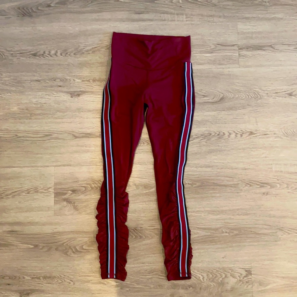 Small maroon Michi yoga pants w ribbon detailing